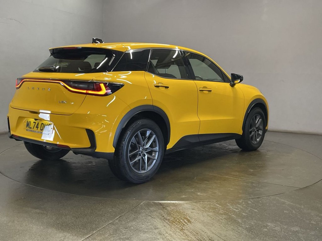 Used Lexus LBX 2024 for sale - 76333983: Photo 8
