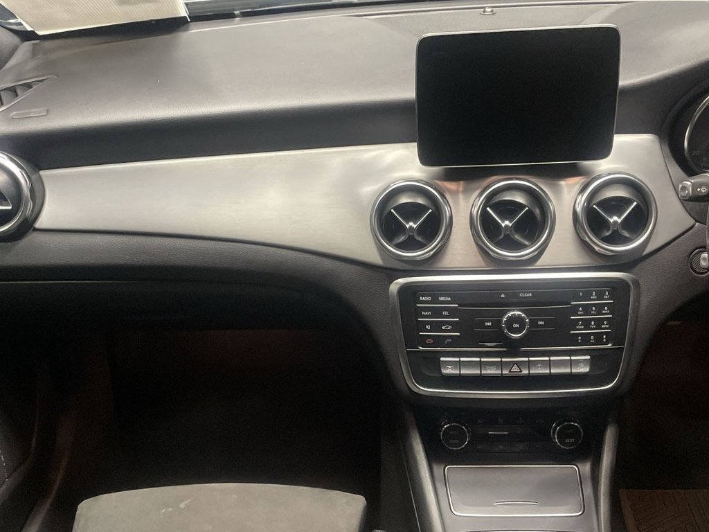 Used Mercedes-Benz GLA 2018 for sale - 76256499: Photo 16