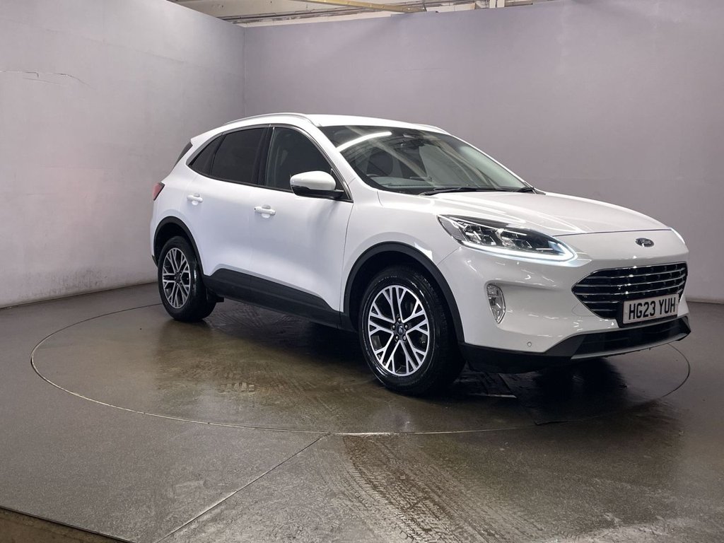 Used Ford Kuga 2023 for sale - 76631682: Photo 2