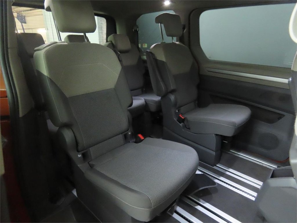 Used Volkswagen Multivan 2023 for sale - 76900647: Photo 10