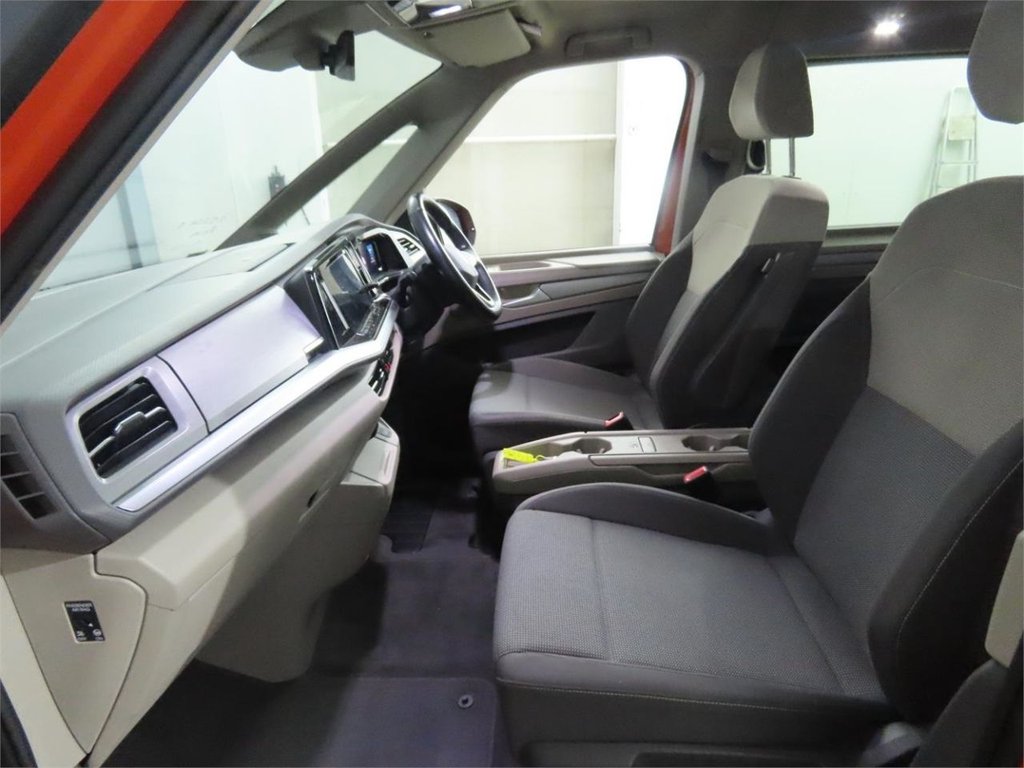 Used Volkswagen Multivan 2023 for sale - 76900647: Photo 11