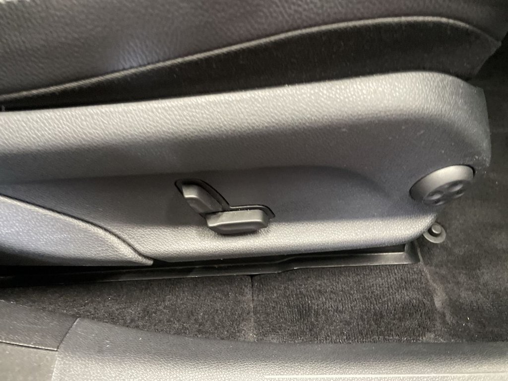 Used Mercedes-Benz GLC 2018 for sale - 76784062: Photo 23