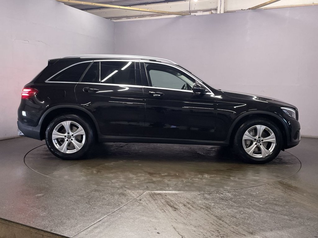 Used Mercedes-Benz GLC 2018 for sale - 76784062: Photo 9