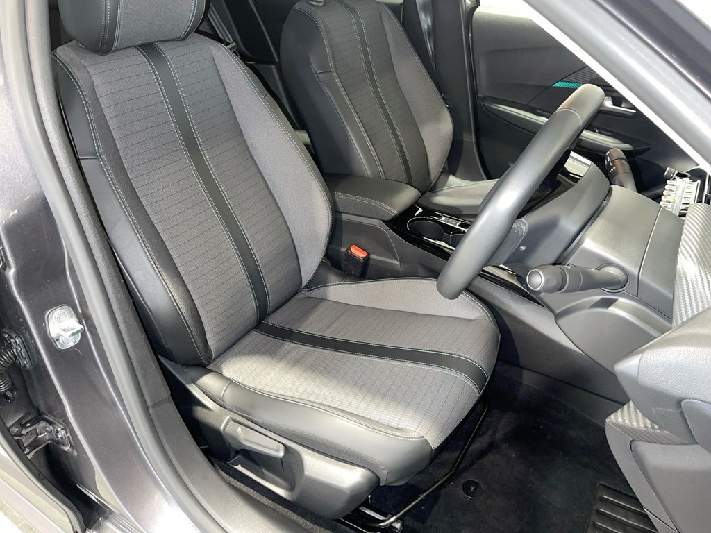 Used Peugeot 208 2021 for sale - 76962244: Photo 14