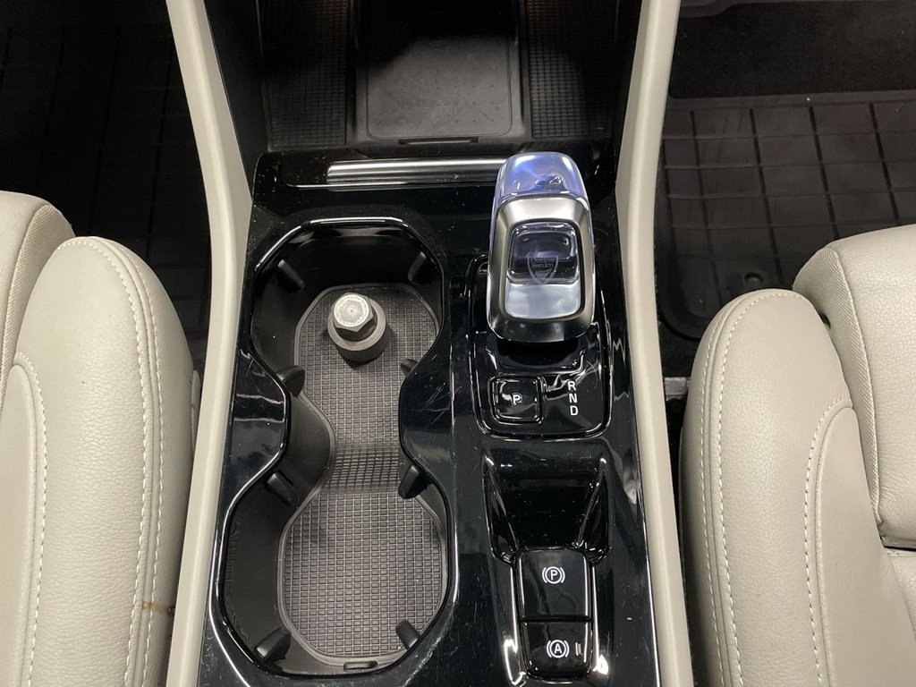 Used Volvo XC40 2024 for sale - 77212274: Photo 21