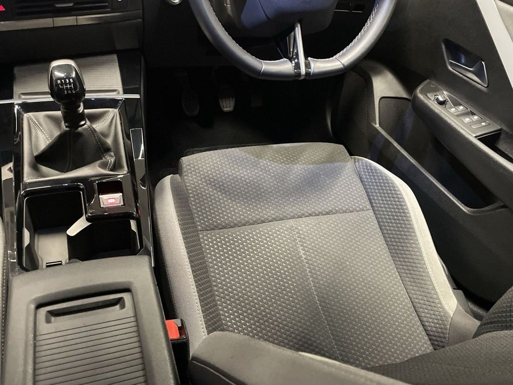 Used Vauxhall Astra 2022 for sale - 76686580: Photo 15