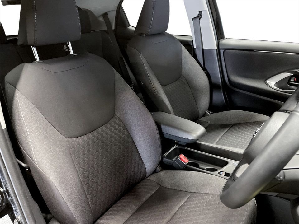 Used Toyota Yaris 2023 for sale - 77571426: Photo 11