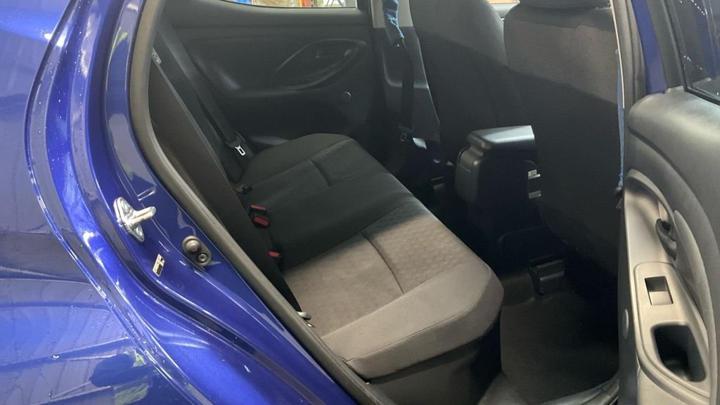 Used Toyota Yaris 2022 for sale - 76356376: Photo 8