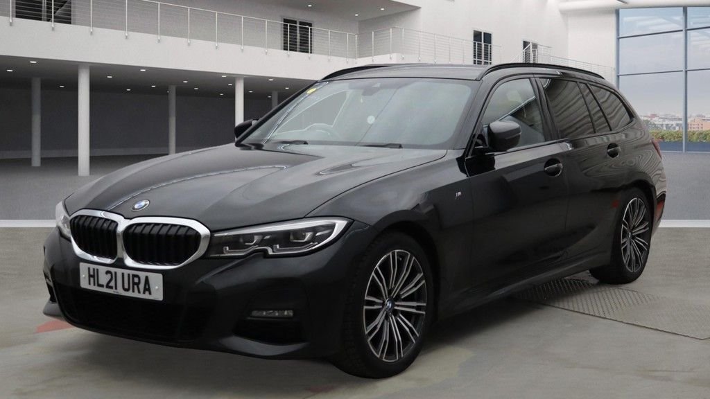 Used BMW 3 Series 2021 for sale - 76469905: Photo 2