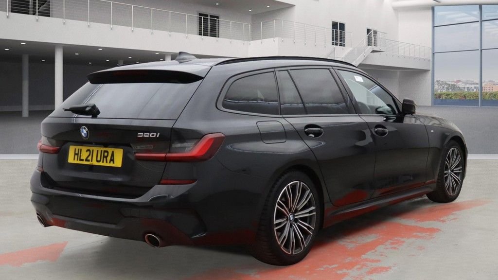 Used BMW 3 Series 2021 for sale - 76469905: Photo 4