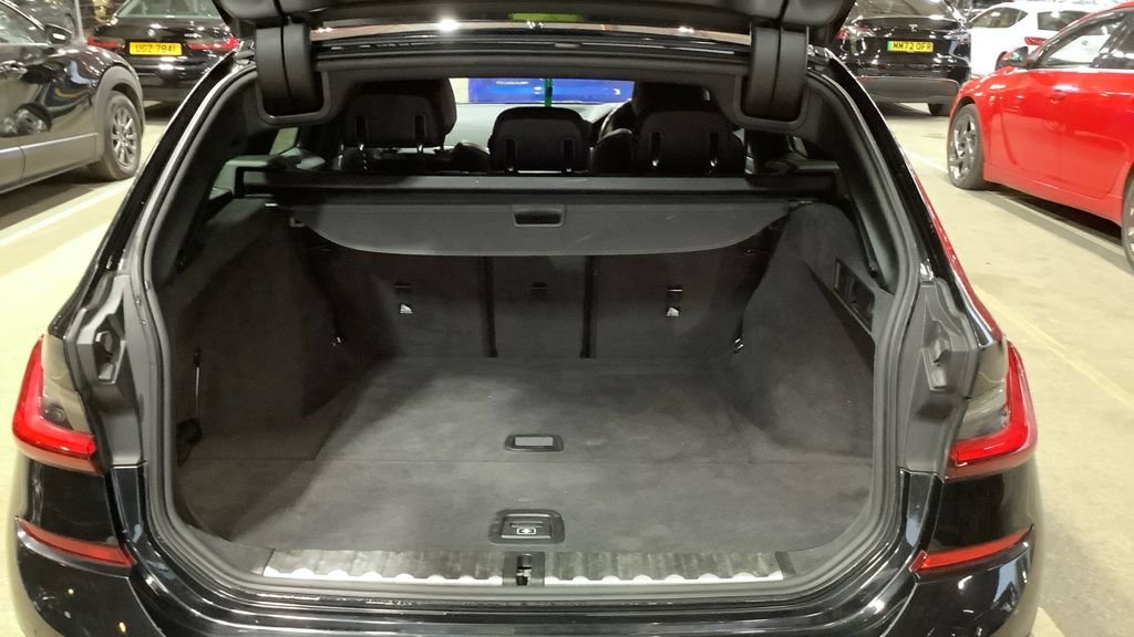 Used BMW 3 Series 2021 for sale - 76469905: Photo 7