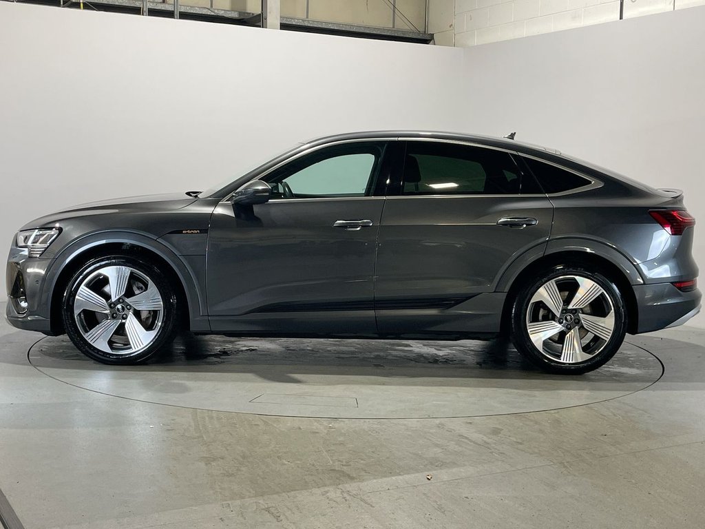 Used Audi e-tron 2022 for sale - 76950538: Photo 5