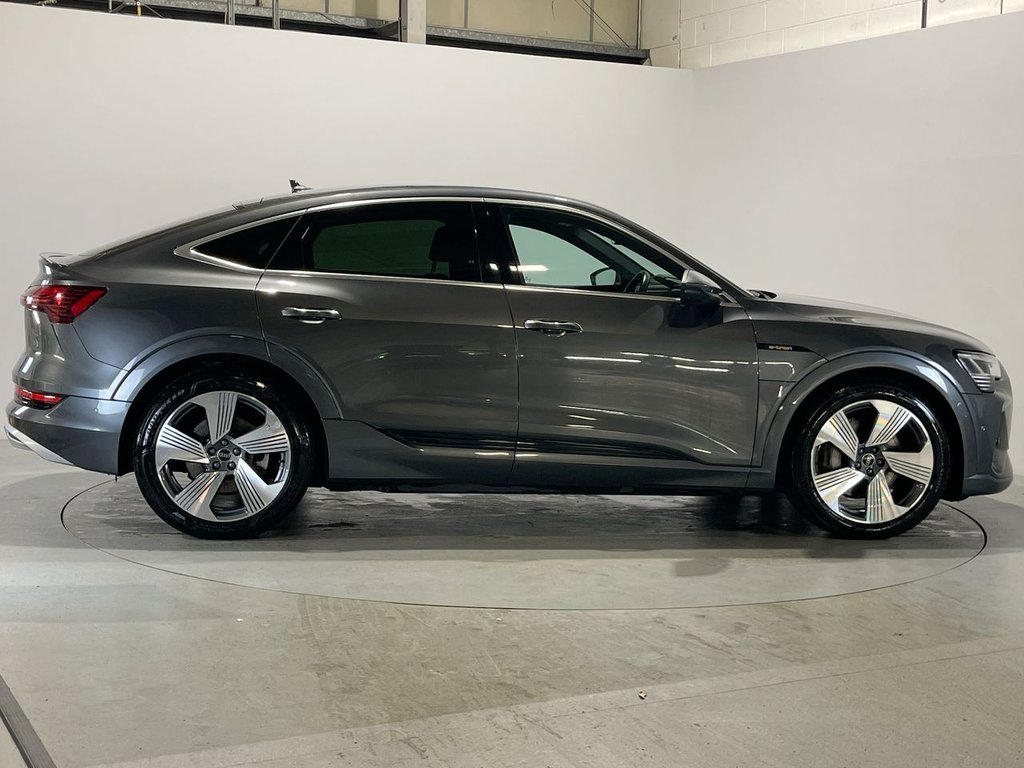 Used Audi e-tron 2022 for sale - 76950538: Photo 9