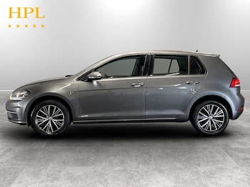 Used Volkswagen Golf 2018 for sale - 79325852: Photo
