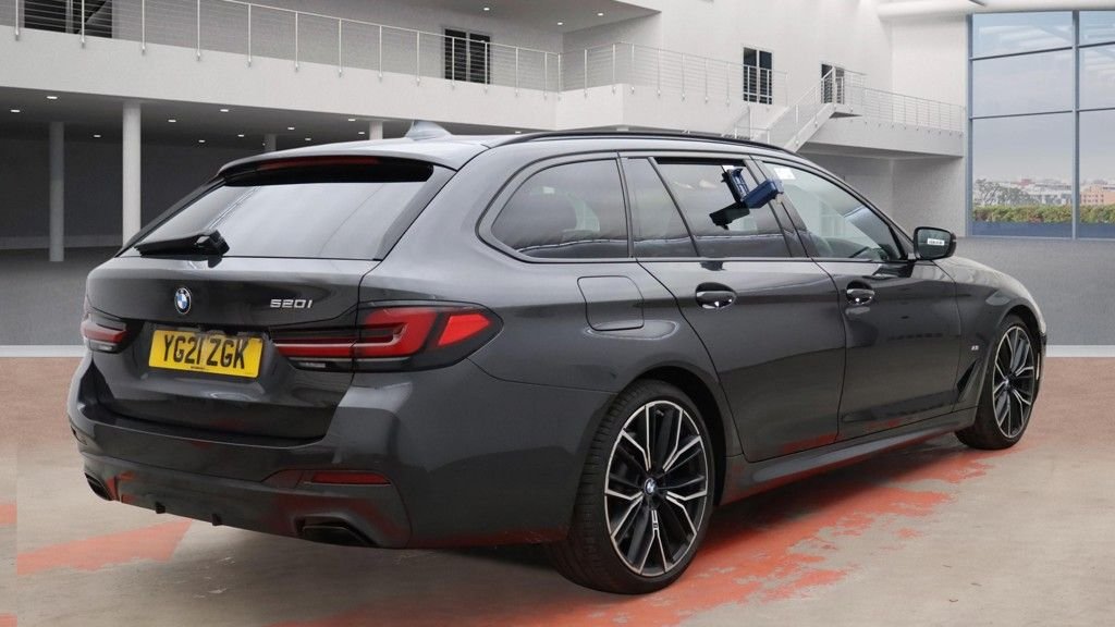 Used BMW 5 Series 2021 for sale - 77507248: Photo 4