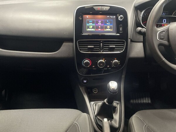 Used Renault Clio 2018 for sale - 76106249: Photo 16