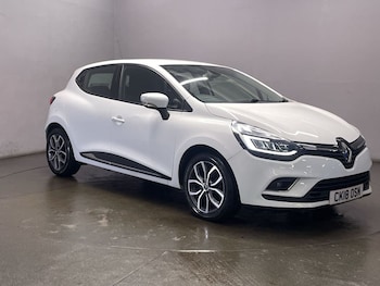Used Renault Clio 2018 for sale - 76106249: Photo