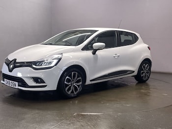 Used Renault Clio 2018 for sale - 76106249: Photo