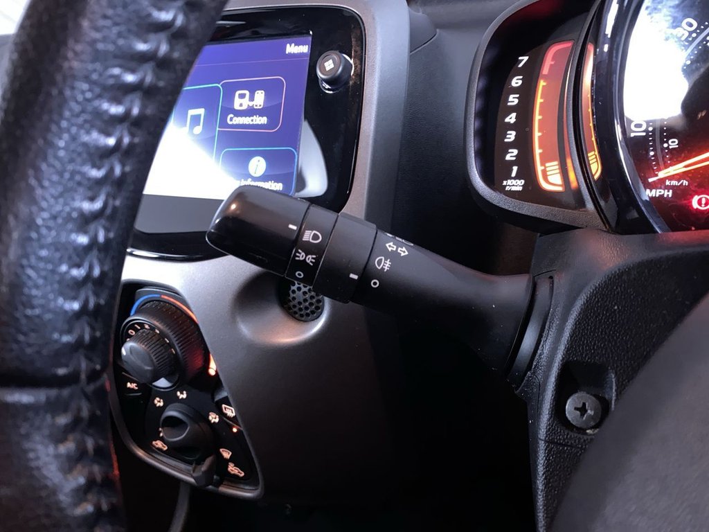 Used Toyota AYGO 2021 for sale - 76410386: Photo 23