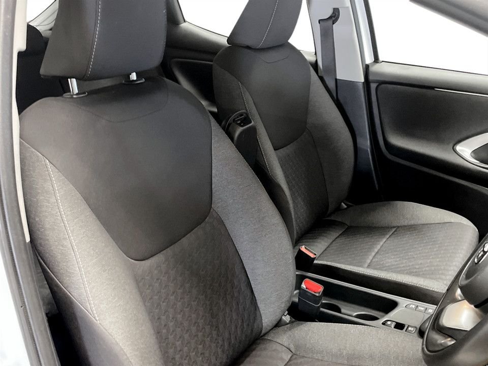 Used Toyota Yaris 2024 for sale - 77383714: Photo 11