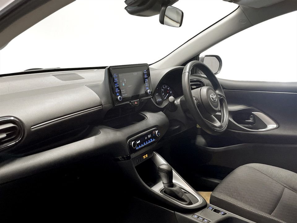 Used Toyota Yaris 2024 for sale - 77383714: Photo 15