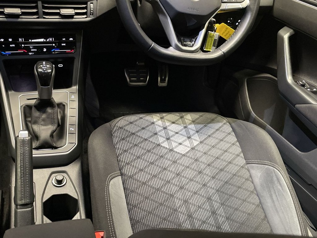 Used Volkswagen Polo 2024 for sale - 76386359: Photo 15