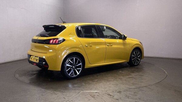 Used Peugeot 208 2020 for sale - 75675769: Photo 16