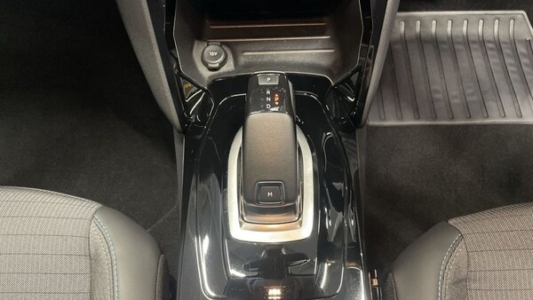 Used Peugeot 208 2020 for sale - 75675769: Photo 19