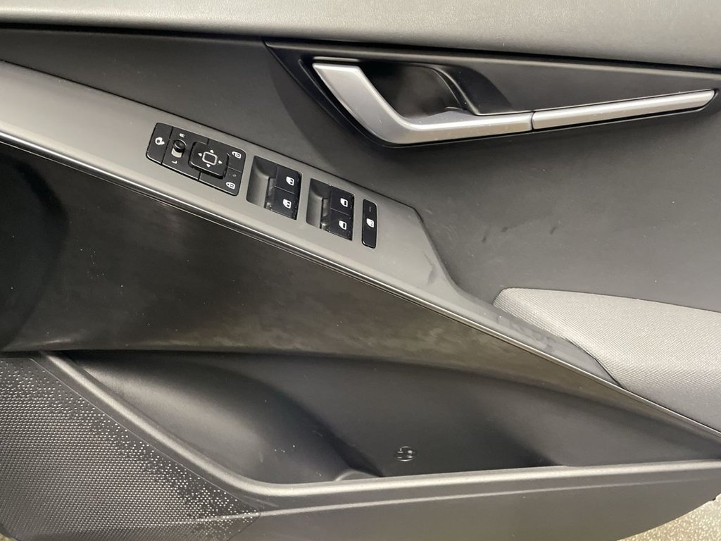 Used Kia Niro 2023 for sale - 76986200: Photo 25