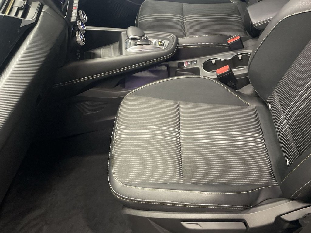 Used Renault Captur 2023 for sale - 76154409: Photo 17