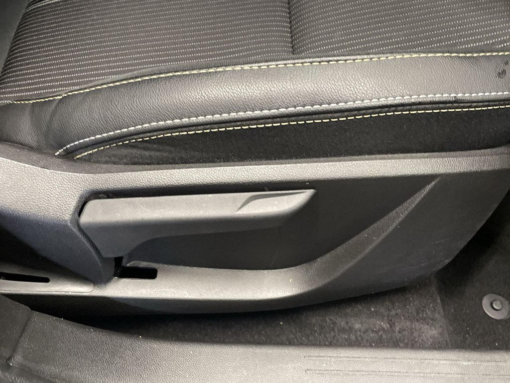 Used Renault Captur 2023 for sale - 76154409: Photo 23