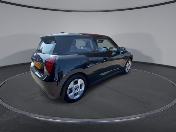 Used MINI Electric Cooper 2024 for sale - 76023653: Photo 25