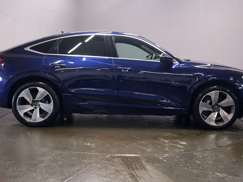 Used Audi e-tron 2022 for sale - 76367365: Photo 9