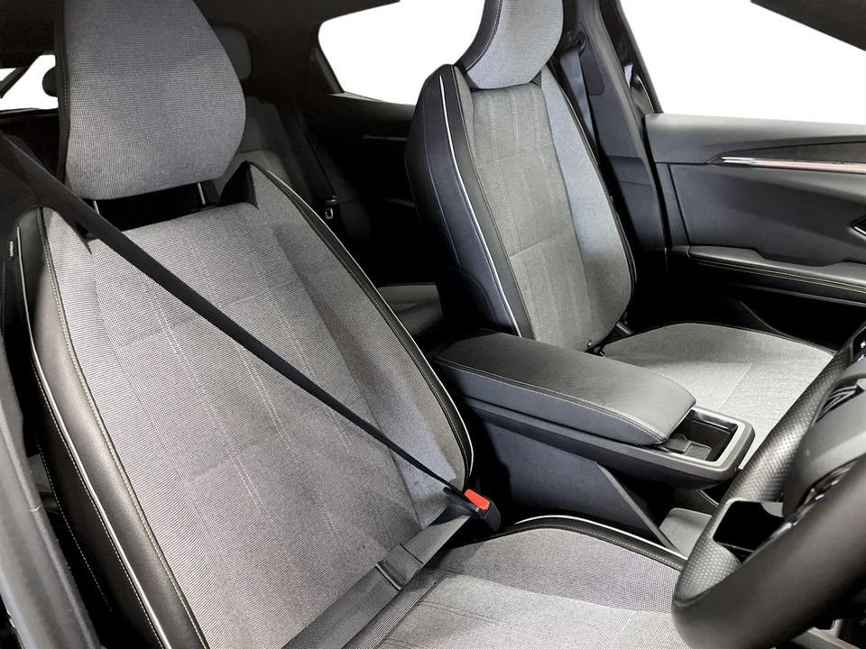 Used Renault Megane E Tech 2023 for sale - 77452253: Photo 11