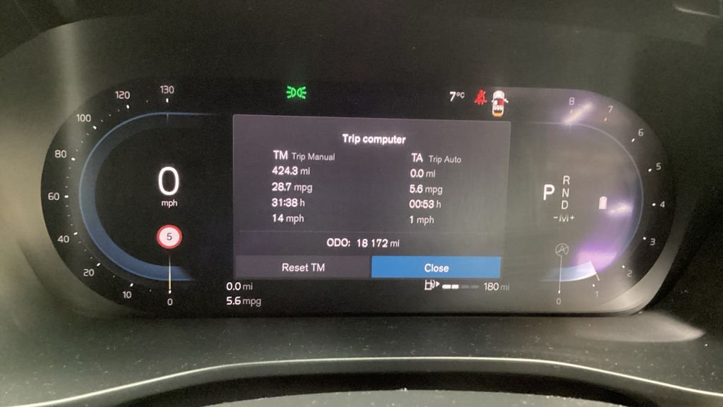 Used Volvo XC40 2023 for sale - 76910320: Photo 10