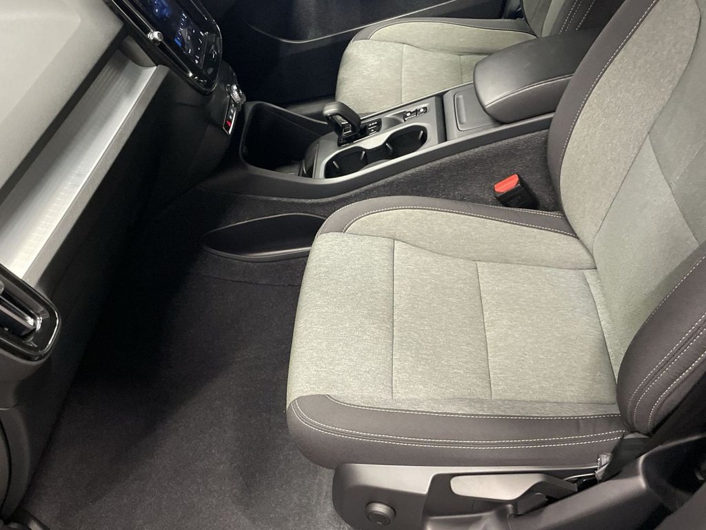 Used Volvo XC40 2023 for sale - 76910320: Photo 17