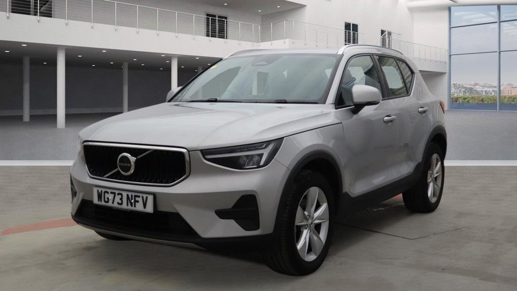 Used Volvo XC40 2023 for sale - 76910320: Photo 2