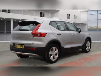 Used Volvo XC40 2023 for sale - 76910320: Photo