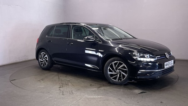 Used Volkswagen Golf 2019 for sale - 75799122: Photo 1