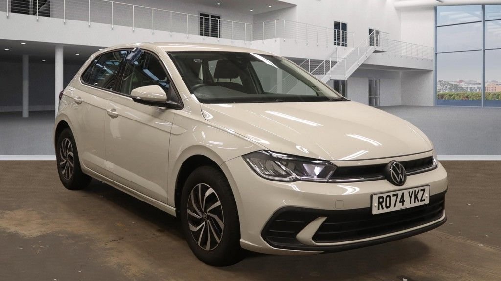 Used Volkswagen Polo 2024 for sale - 76410377: Photo 1