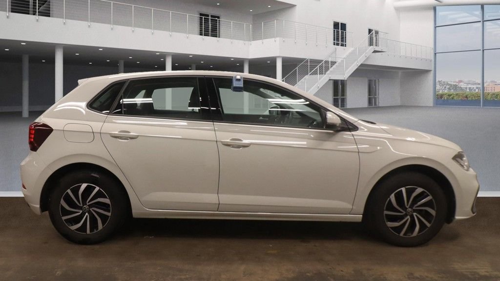 Used Volkswagen Polo 2024 for sale - 76410377: Photo 5