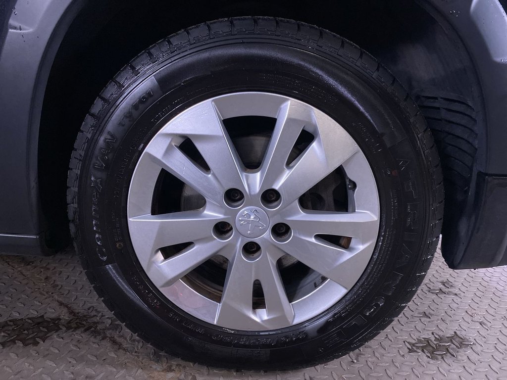 Used Peugeot Rifter 2019 for sale - 77287615: Photo 12