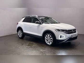 Used Volkswagen T-Roc 2022 for sale - 75320800: Photo
