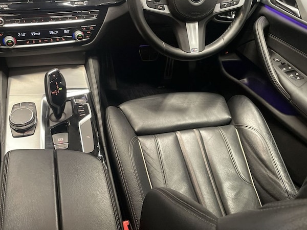 Used BMW 5 Series 2018 for sale - 76118457: Photo 15