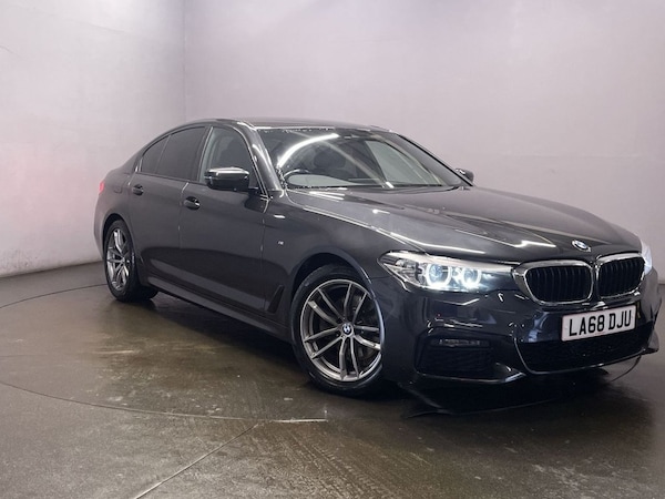 Used BMW 5 Series 2018 for sale - 76118457: Photo 1