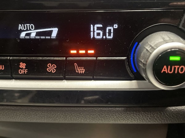 Used BMW 5 Series 2018 for sale - 76118457: Photo 23