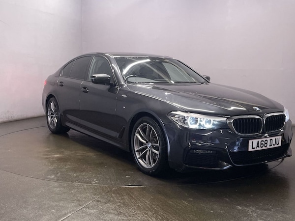 Used BMW 5 Series 2018 for sale - 76118457: Photo 2