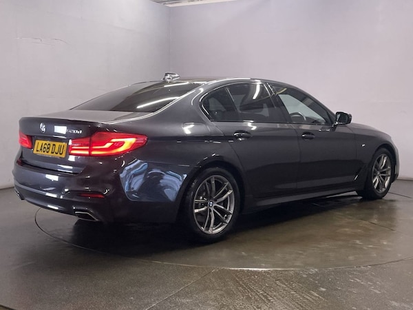 Used BMW 5 Series 2018 for sale - 76118457: Photo 8