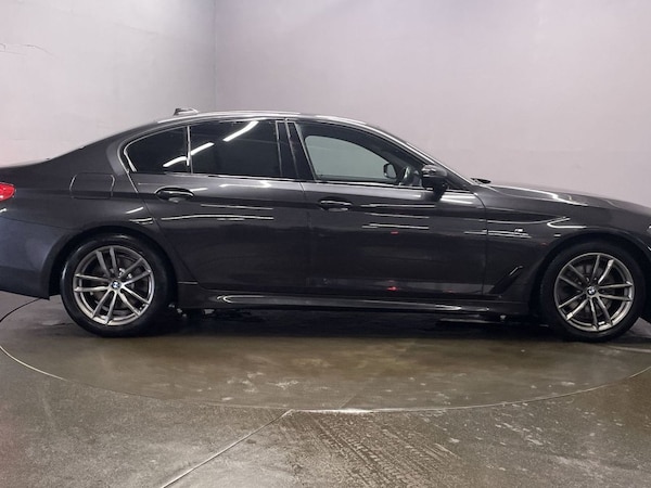 Used BMW 5 Series 2018 for sale - 76118457: Photo 9