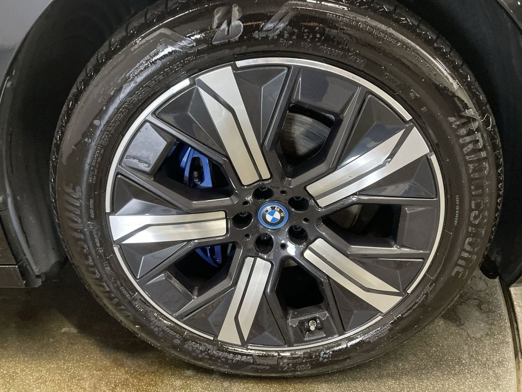 Used BMW iX 2022 for sale - 76883628: Photo 12